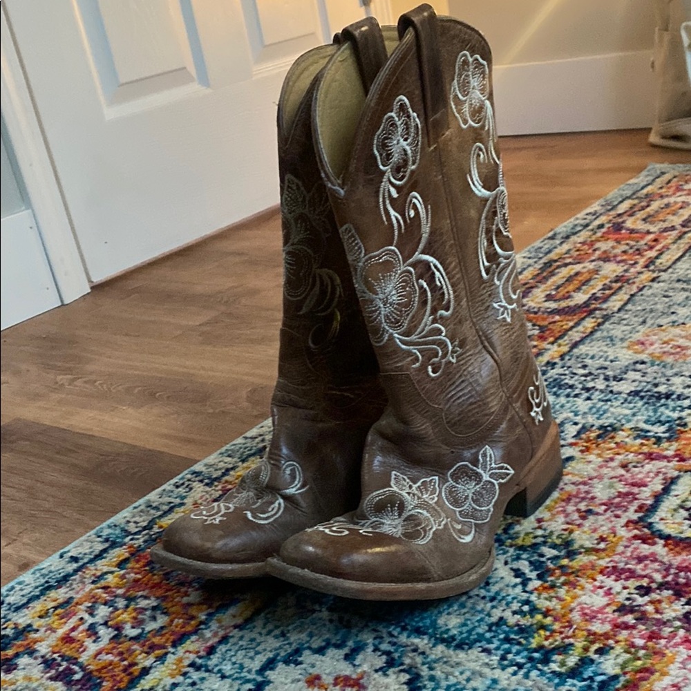 Shayanne brown women’s cowboy boots